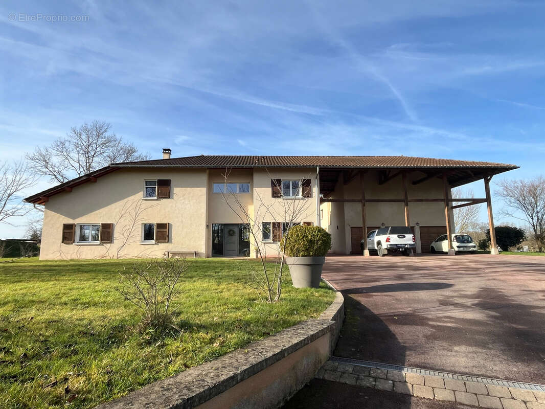 Maison à SAINT-JUST