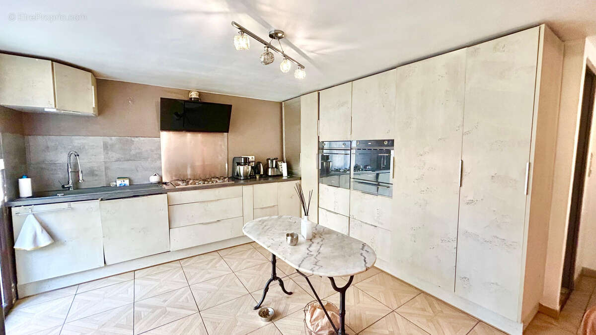 Maison à MONTESQUIEU-DES-ALBERES