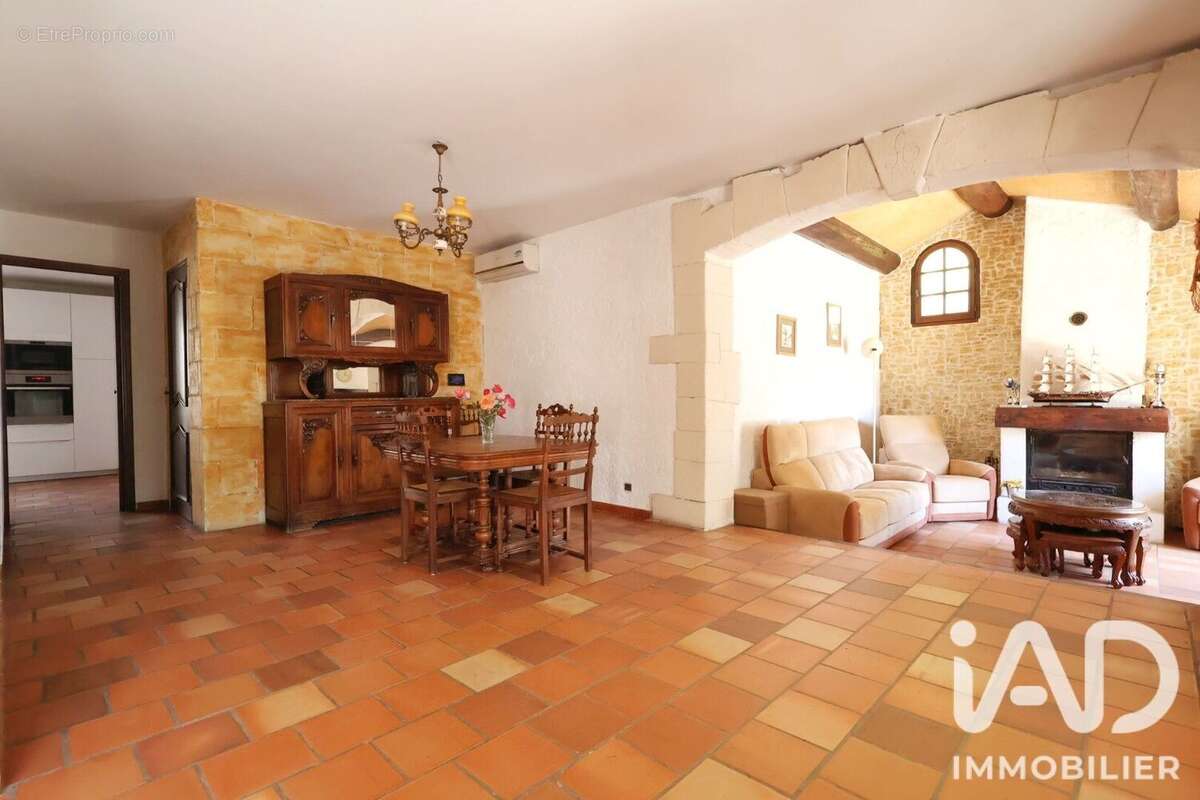 Maison 135 m² à La Seyne-Sur-Mer  - photo 4