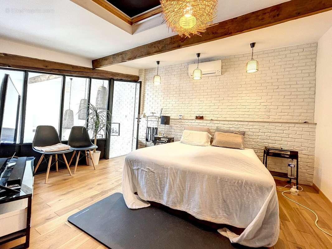 MONTPELLIER Centre ville - Magnifique LOFT  T 2 en DUPLEX  !! - photo 2