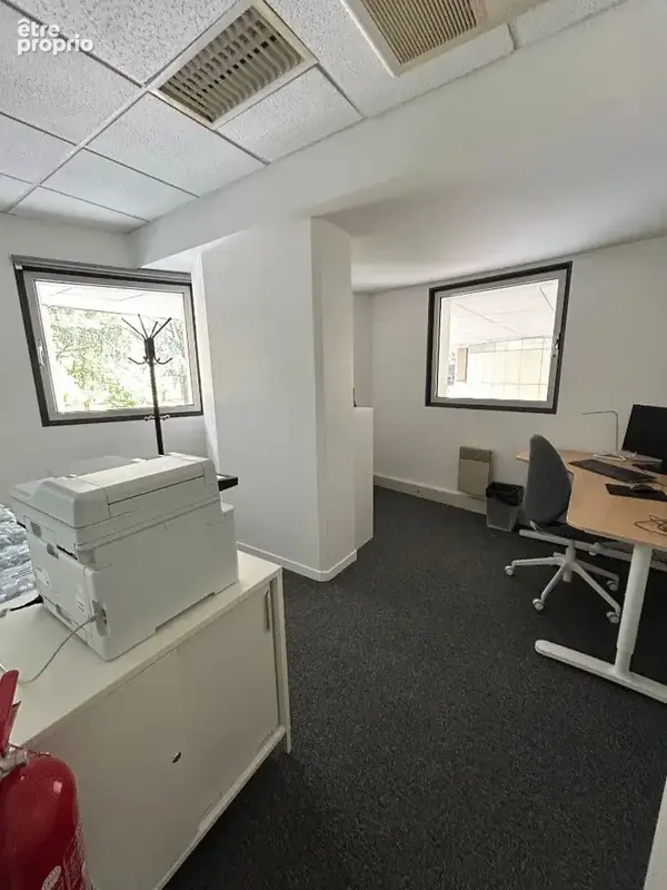 Bureaux Lyon 5 pièce(s) 91.24 m2 - photo 7