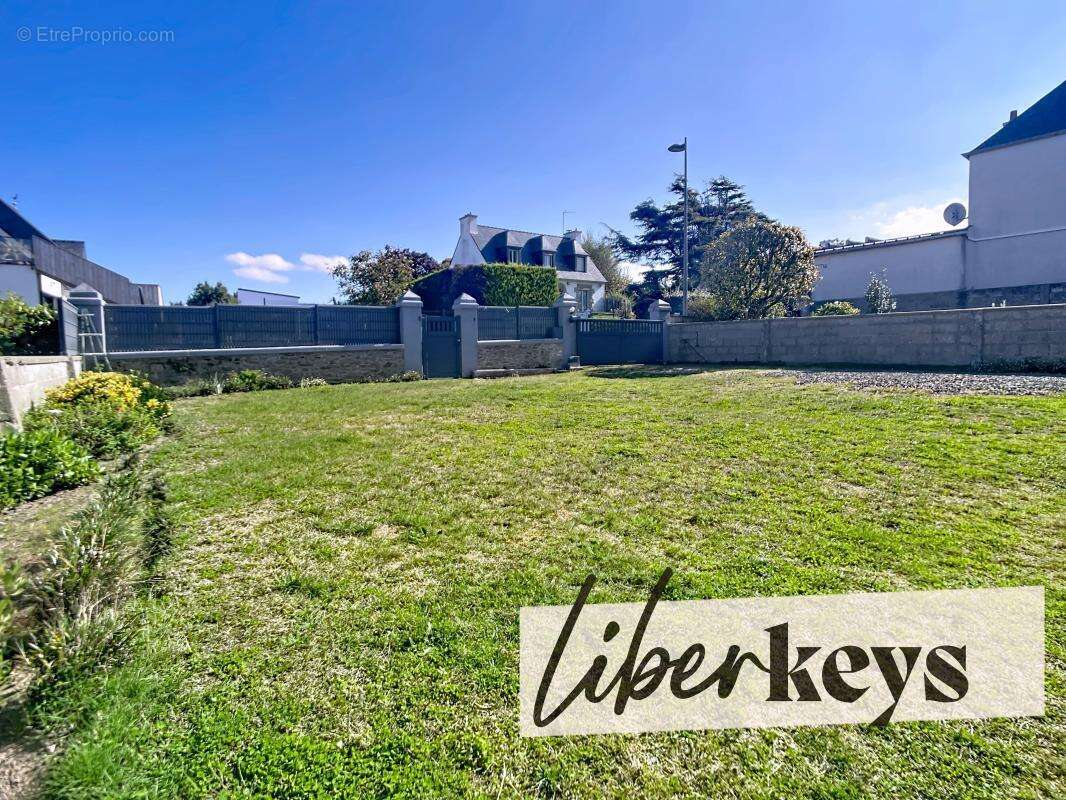 Maison à TREVOU-TREGUIGNEC