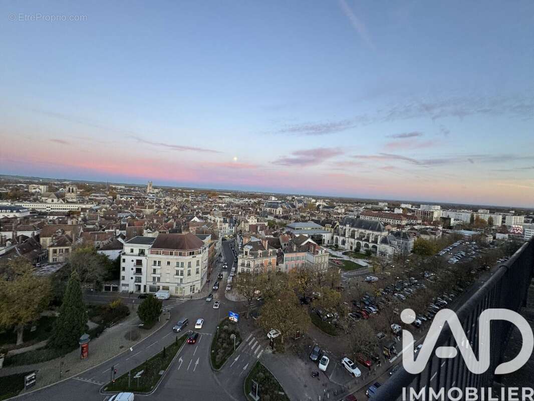 Photo 2 - Appartement à TROYES