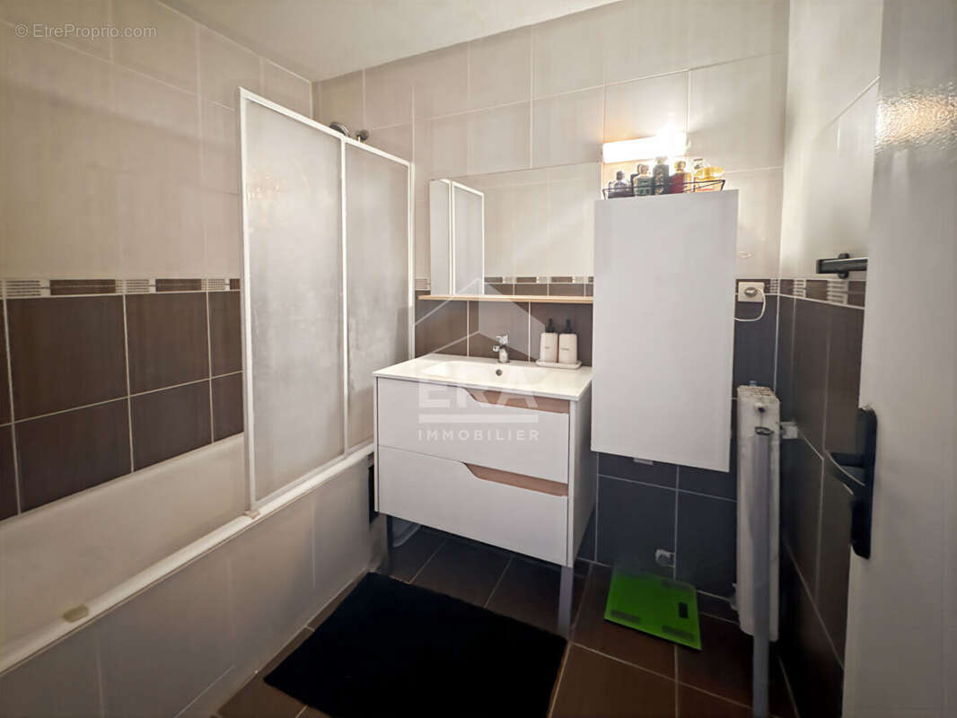 Appartement à MARSEILLE-13E