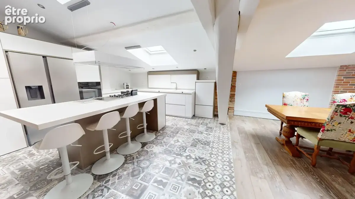 Appartement /maison plein centre ville - photo 3