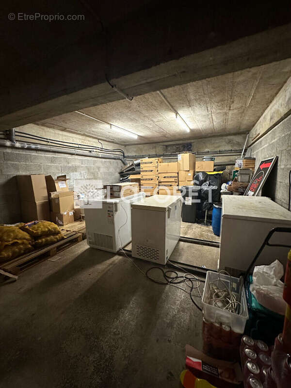 Commerce à CORBEIL-ESSONNES