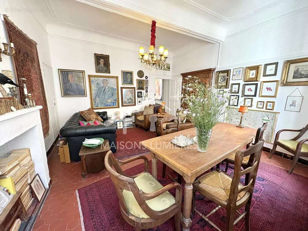 Appartement à APT