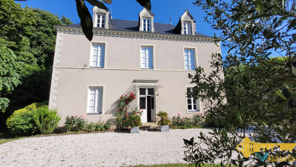 Maison à HAUTE-GOULAINE