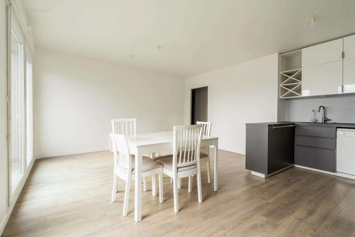 Appartement à LIVRY-GARGAN