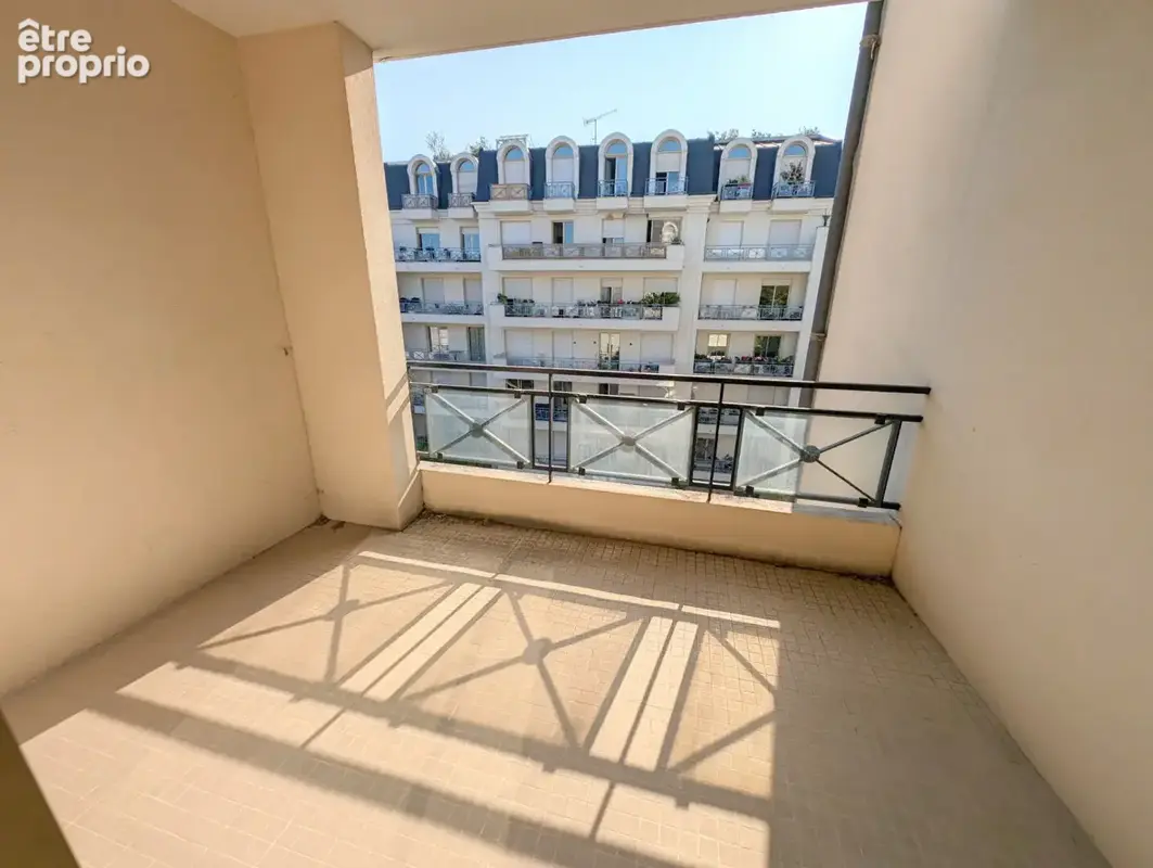 Appartement La Garenne Colombes 2 pièces 57,37 m2 - photo 2