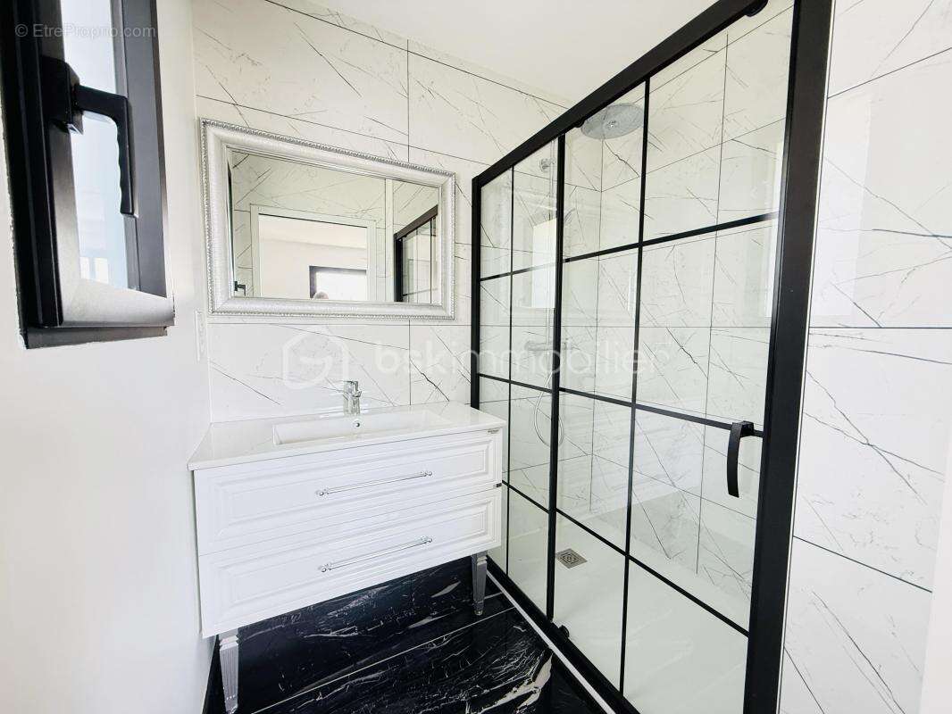 Maison à LA MEZIERE