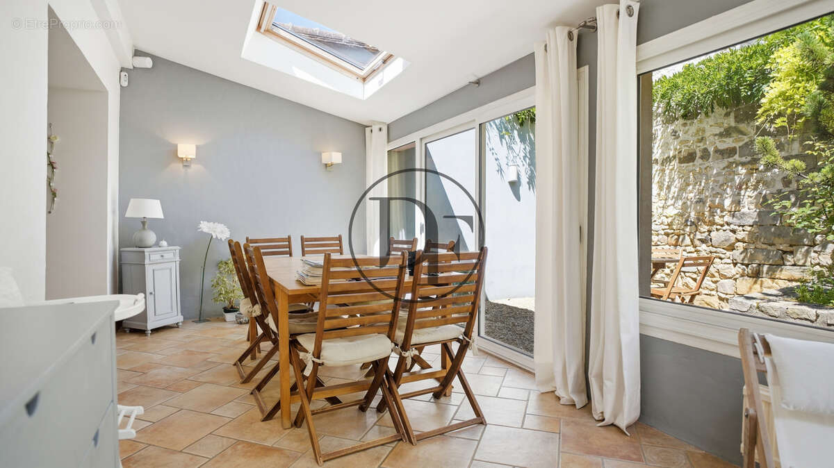 Maison à BOURRON-MARLOTTE