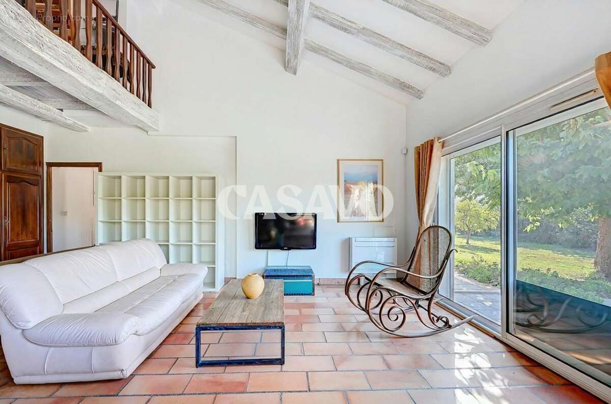 Vente Maison 5 pièces de 136m² - 13200 Arles - photo 10