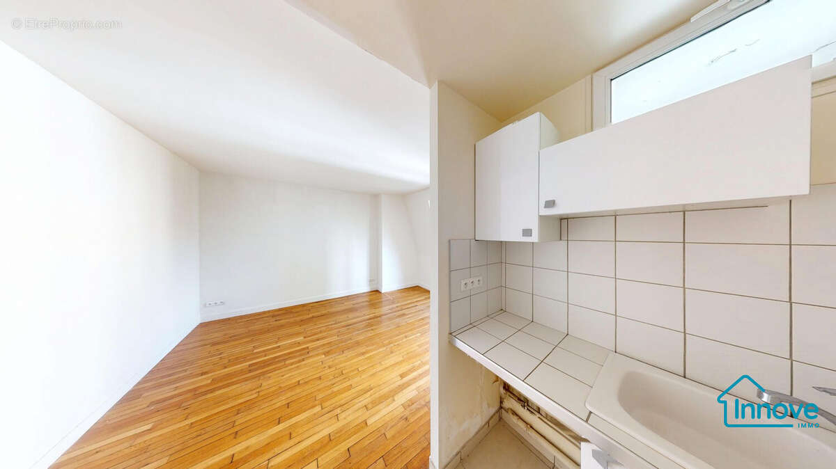 Appartement à PARIS-14E