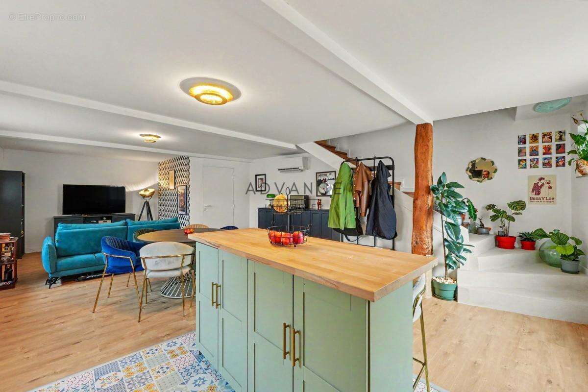 Maison T3 de 98 m² à Saint-Jory – Rénovation récente, lumineuse et proche du canal du Midi - photo 6