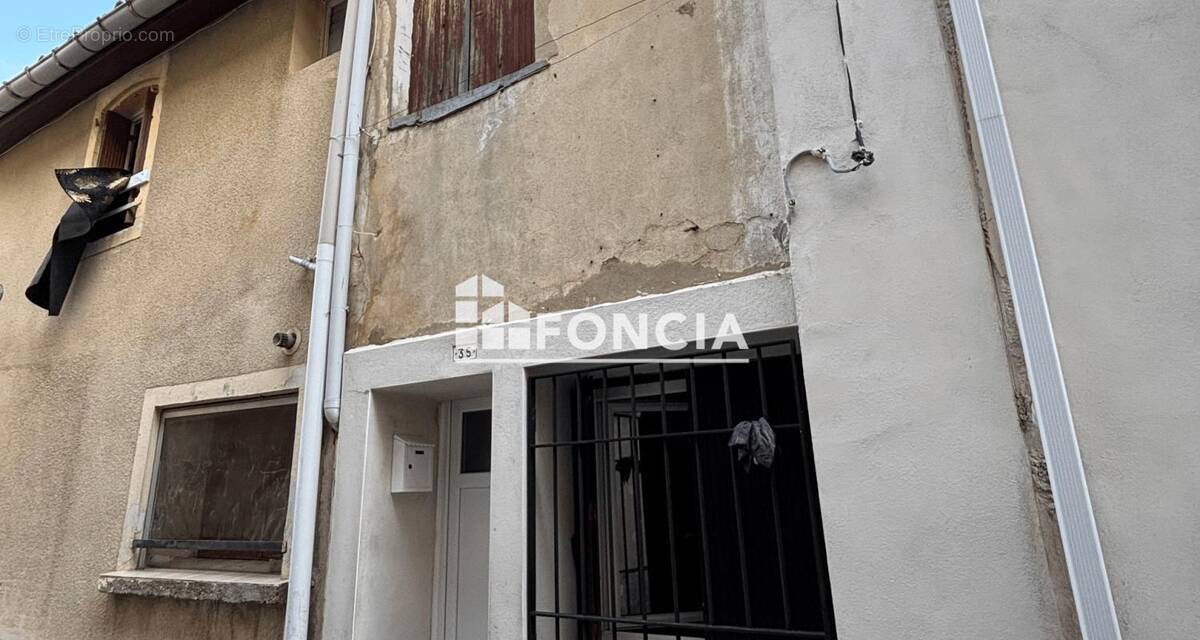 Appartement à LUNEL