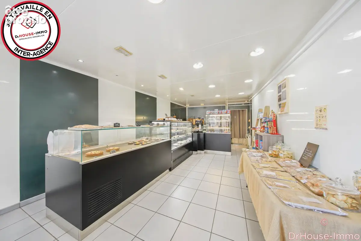 Commerce 70 m² à vendre à Cuers (83390) - photo 15