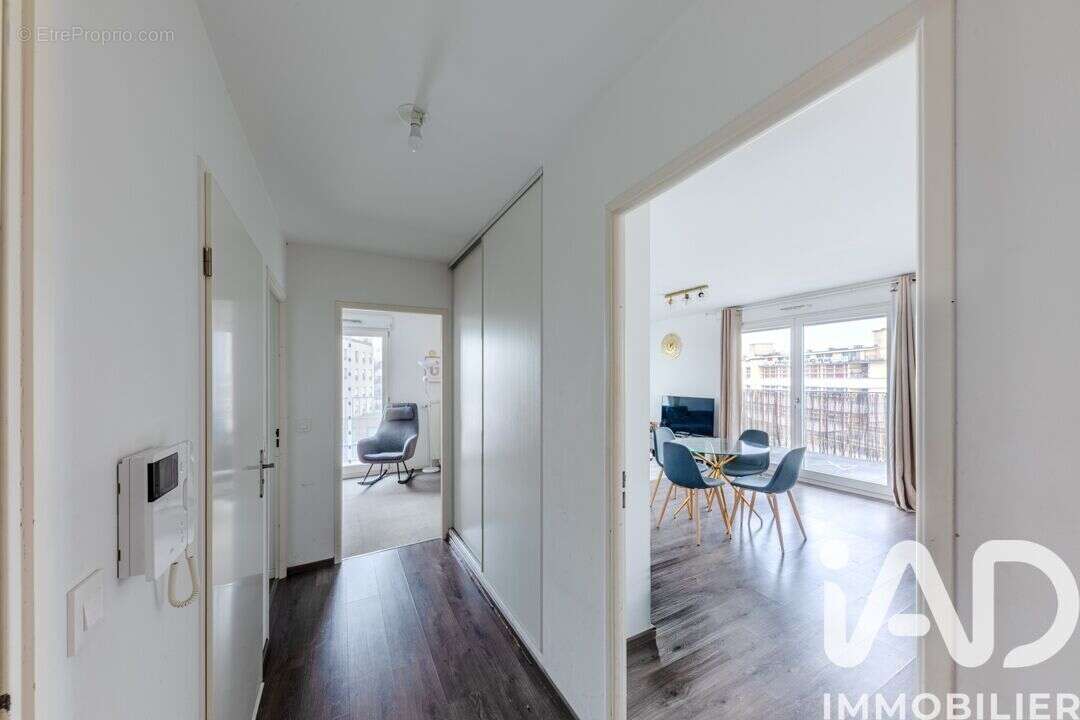 Photo 8 - Appartement à SAINT-DENIS