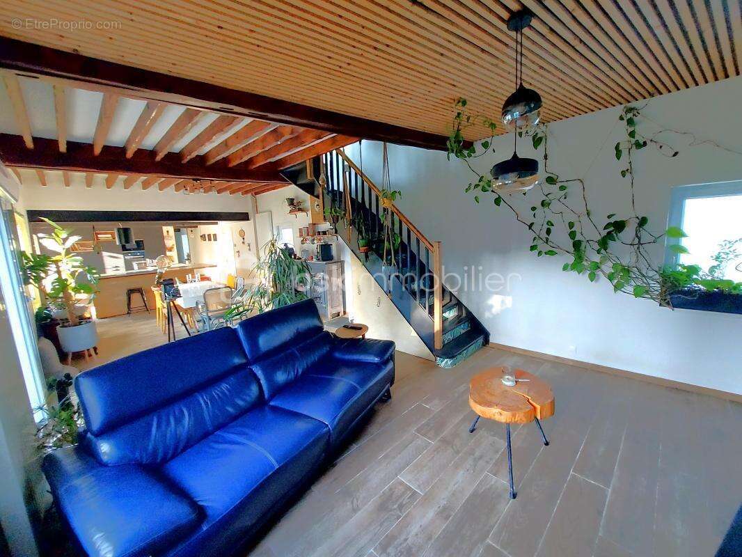 Maison à BOUGAINVILLE