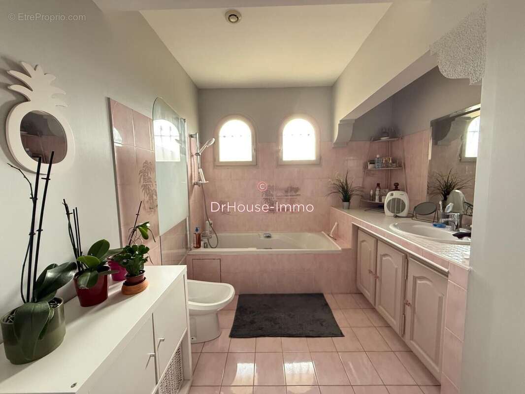 Maison à ARTIGUES-PRES-BORDEAUX