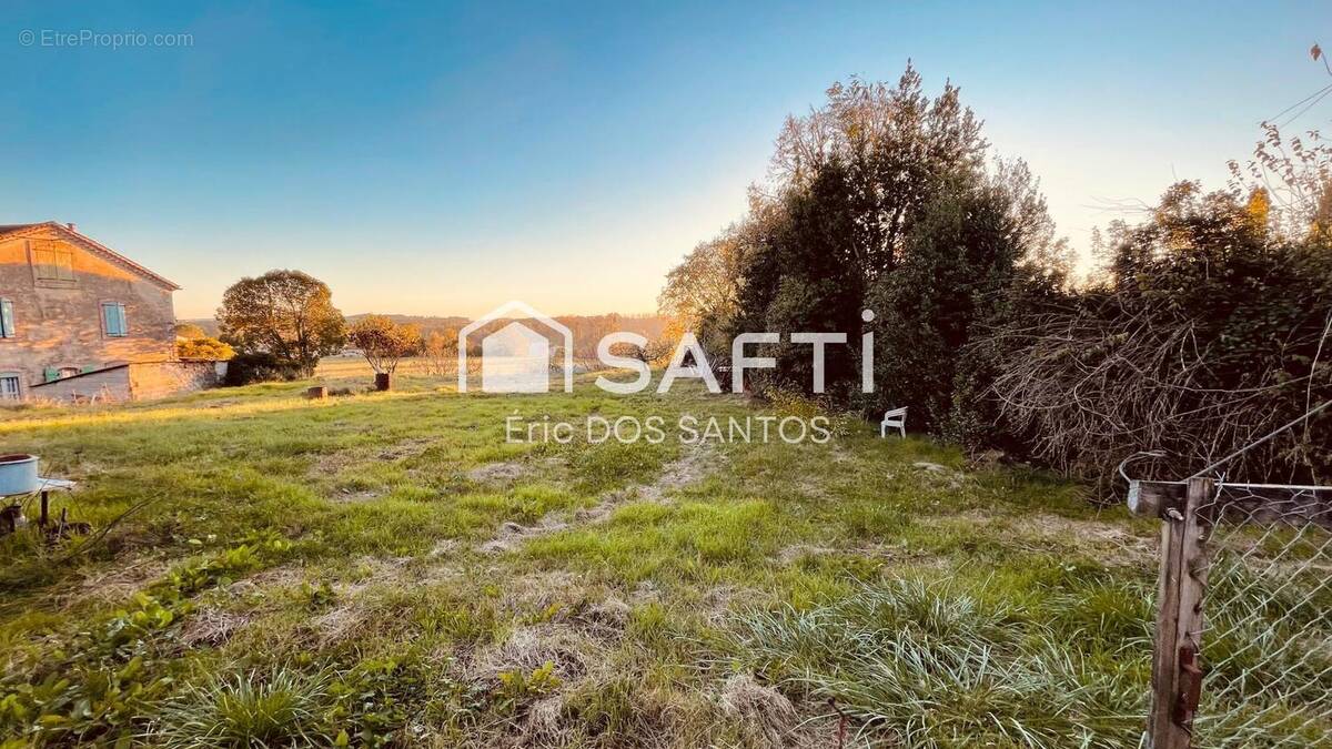 Photo 1 - Terrain à SAINT-JULIEN-DE-CASSAGNAS