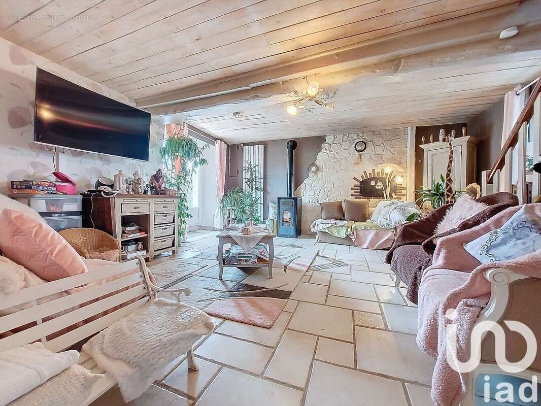 Photo 4 - Maison à COURSON-LES-CARRIERES