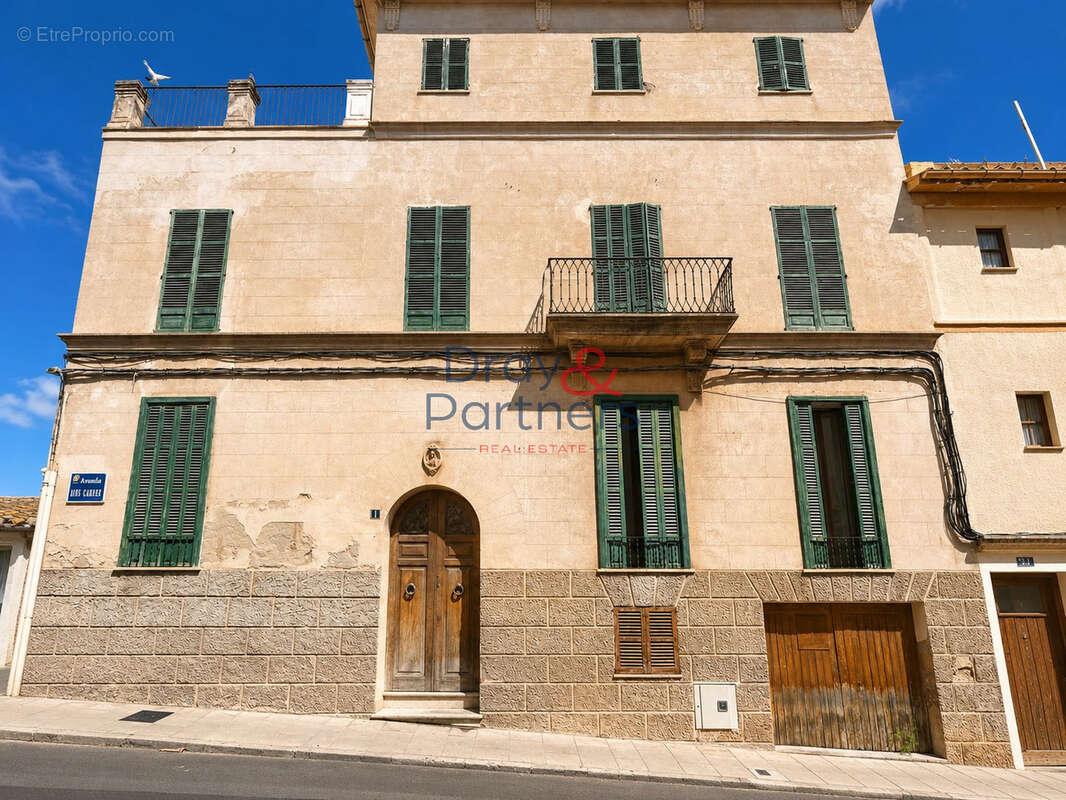 Maison à BESSAS