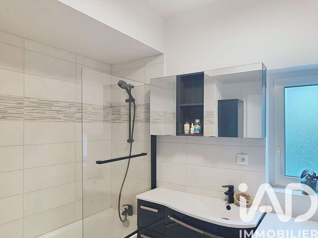 Photo 8 - Appartement à LA CHAPELLE-SUR-ERDRE
