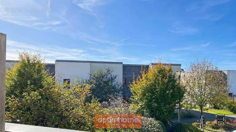 Appartement à VEZIN-LE-COQUET