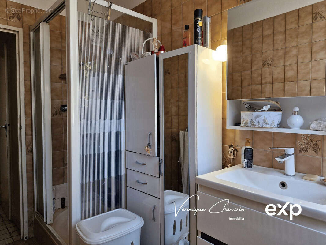 Appartement 65 m² à La Mulatiere  - photo 9