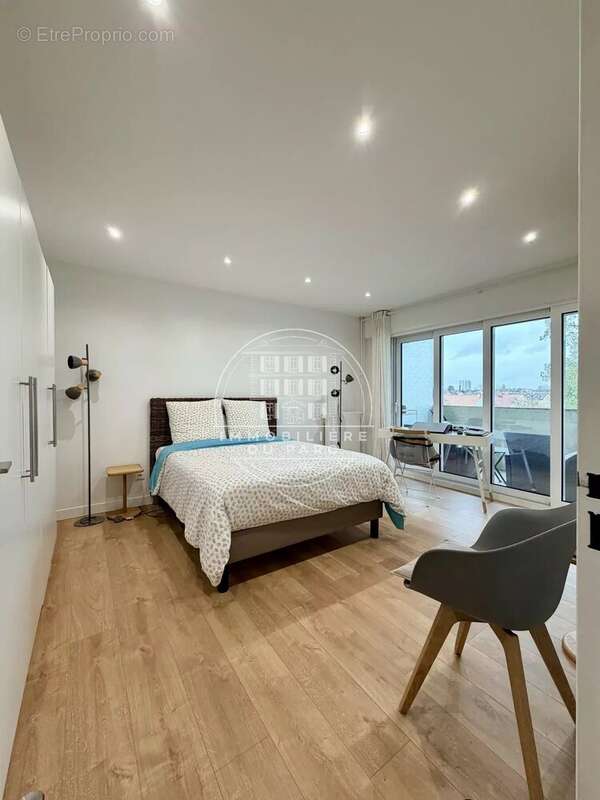 Appartement à LE VESINET