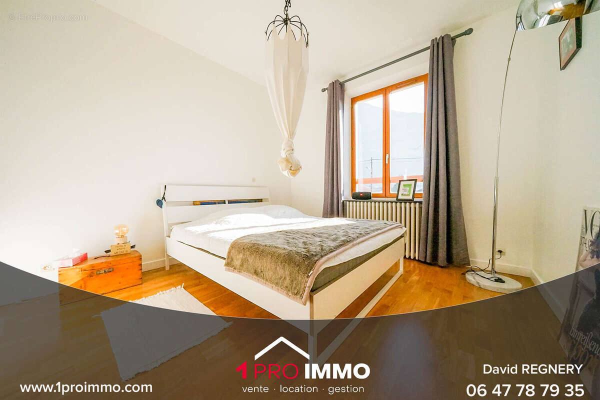 n°8 - Maison à SAINT-EGREVE