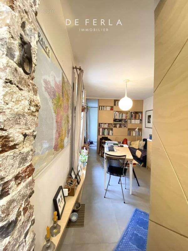 Appartement à PARIS-10E