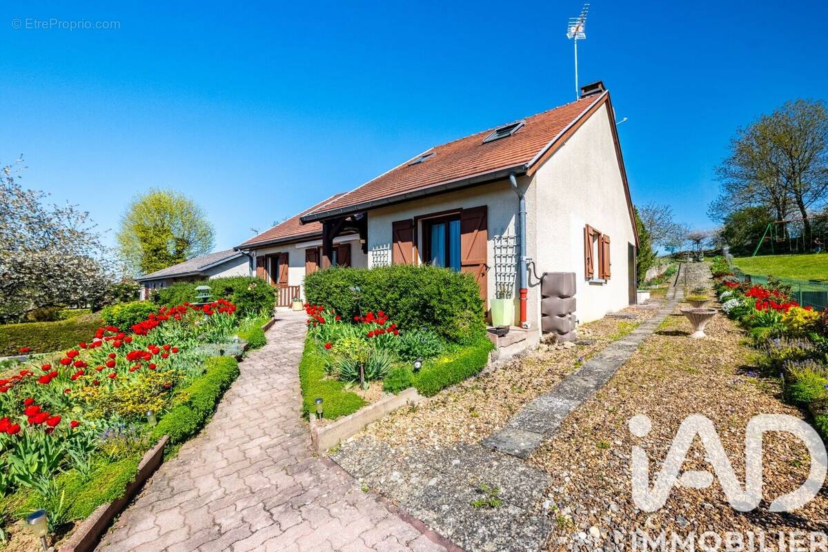 Photo 1 - Maison à MIREBEAU-SUR-BEZE