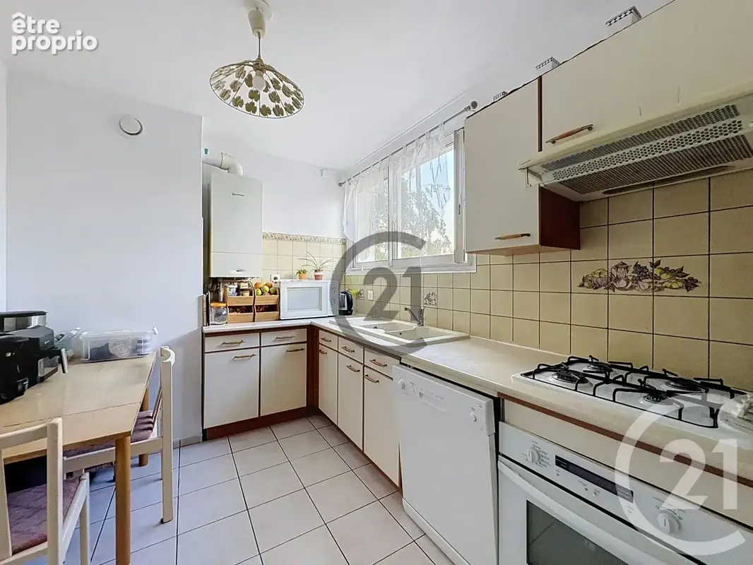 Maison 108 m² à Pontault-Combault  - photo 7