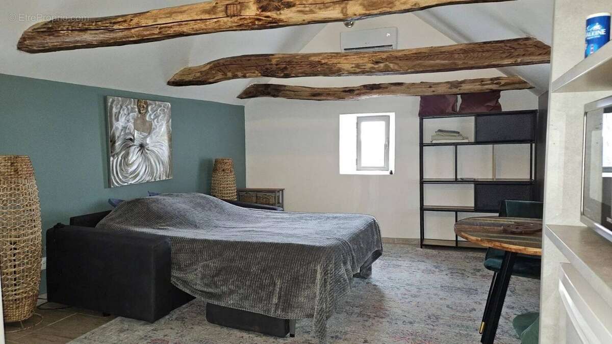 Maison à LE COLLET-DE-DEZE