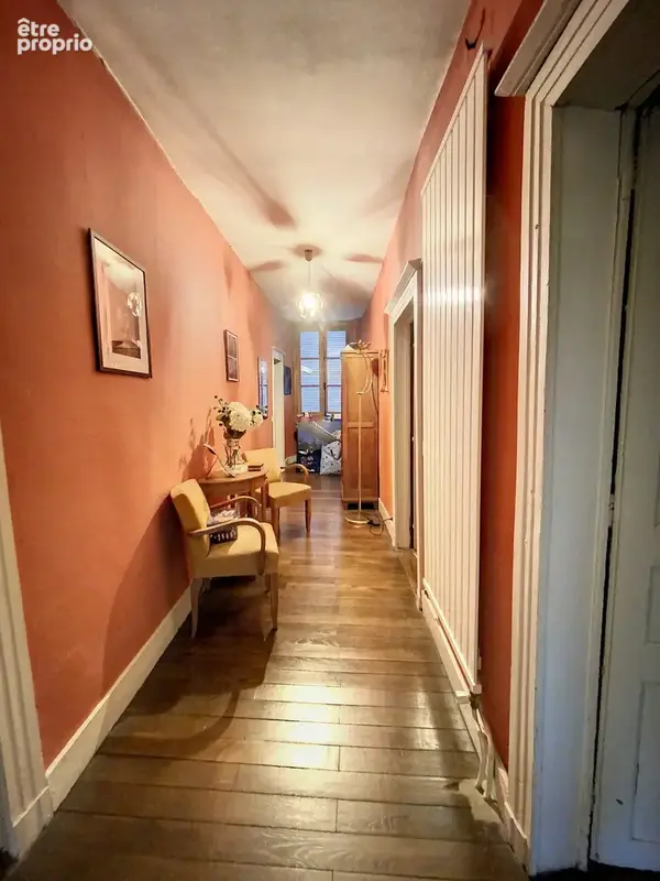 Grande Maison de ville de 249 m2 avec joli terrain de 859 m2. - photo 9