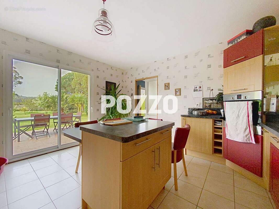 Maison à ANNEVILLE-EN-SAIRE