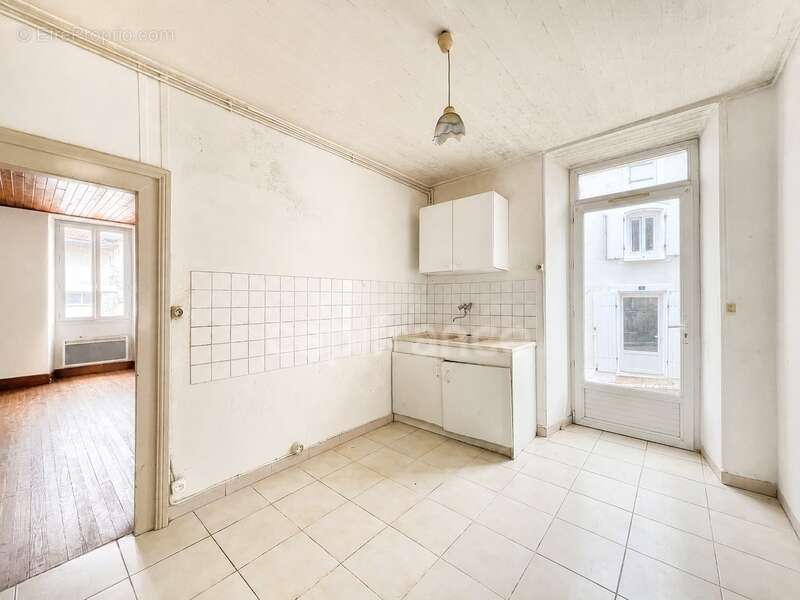 Maison à CHEVANCEAUX