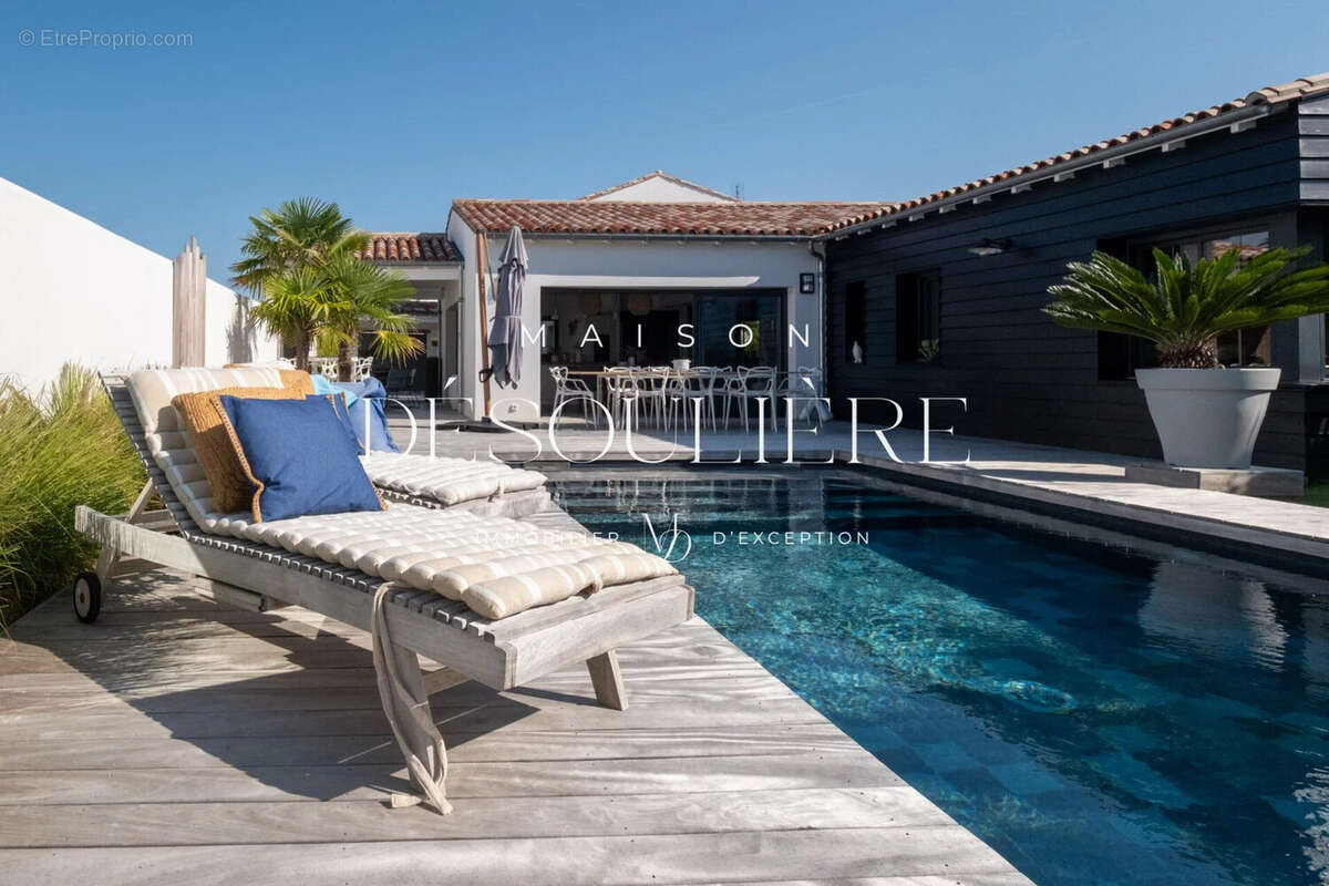 Maison 200 m² à Rivedoux-Plage  - photo 2