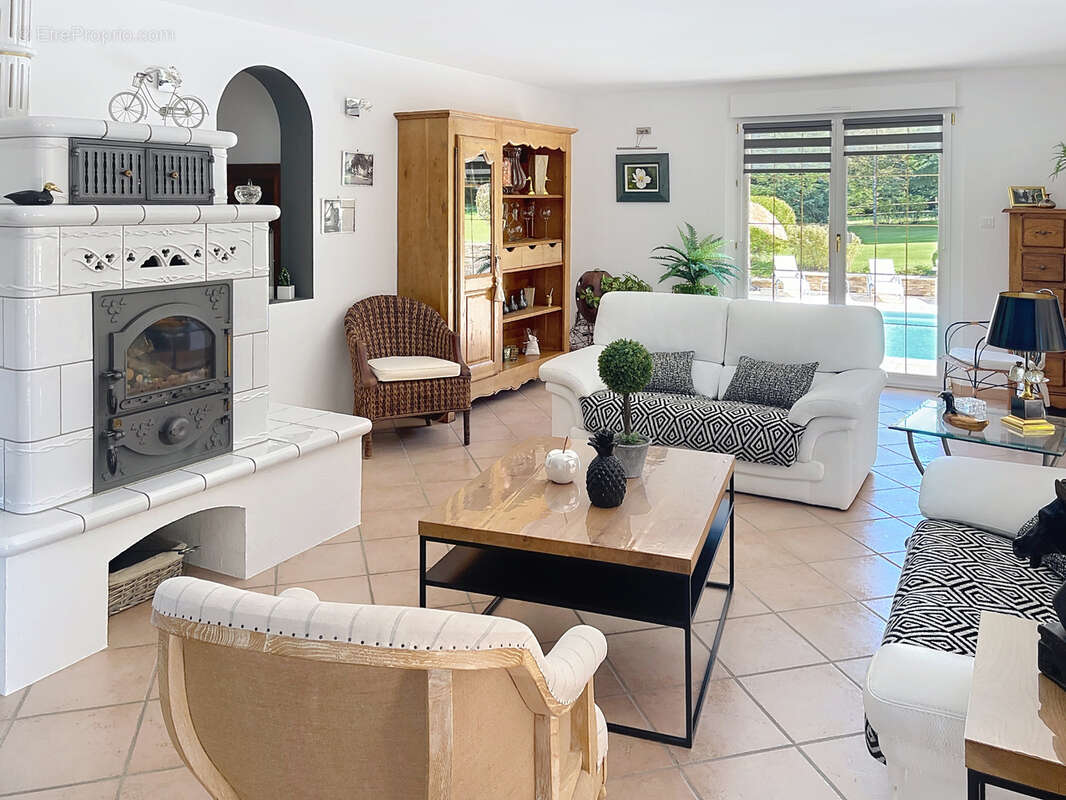 Maison à DANNEMARIE