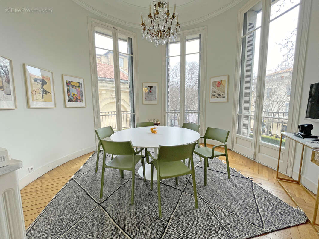 Appartement à NIMES