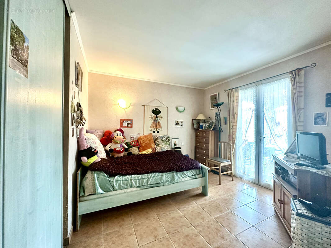 Maison à VILLENEUVE-DE-LA-RAHO