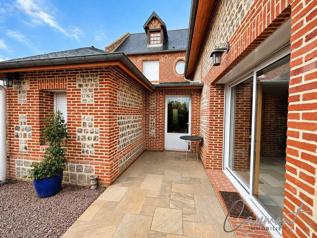 Maison à GRAINVILLE-LA-TEINTURIERE