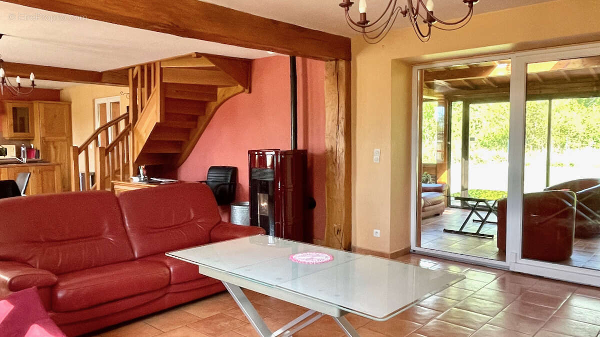 Maison à BRETEUIL