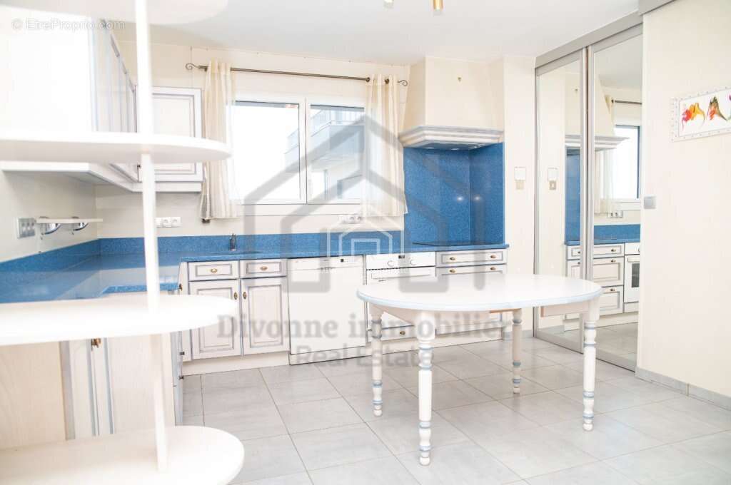 Appartement à DIVONNE-LES-BAINS
