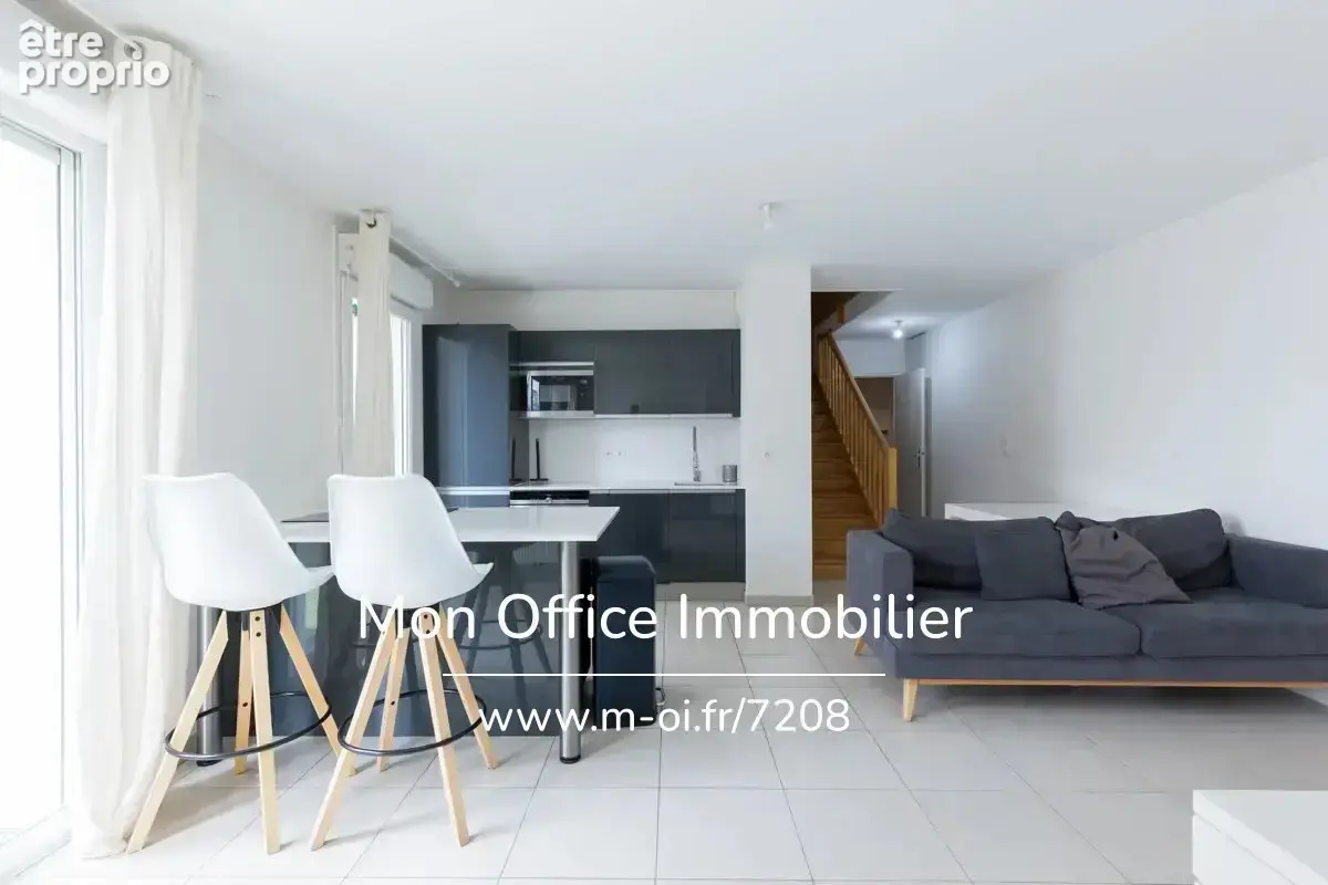 Référence : 7208-CLA. - Duplex 3 pièces avec terrasse et place de parking - photo 5