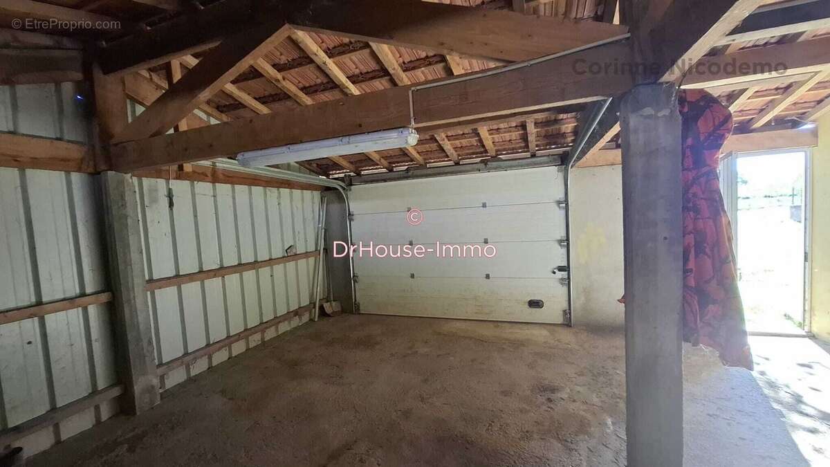 Maison à PORT-SAINTE-MARIE