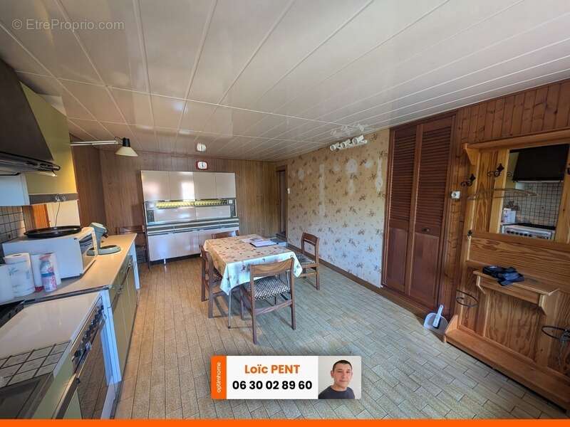 Maison d'habitation de 145m² à vendre, 6 pièces CHATEL MONTAGNE (03250) - photo 2