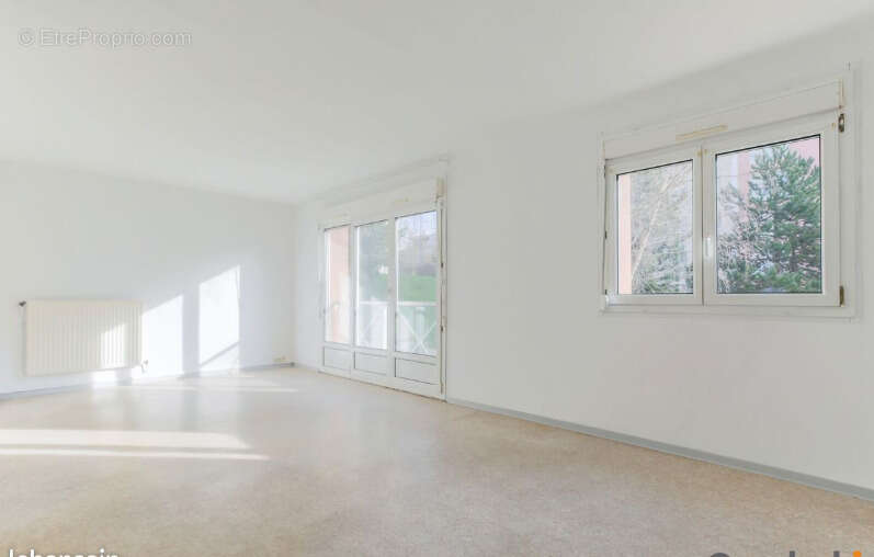 Appartement à MALZEVILLE